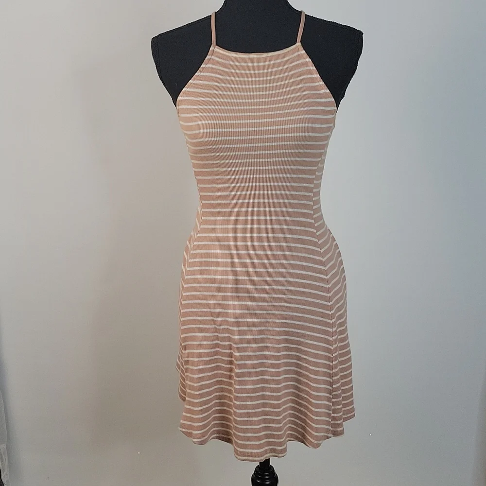Forever21 pink striped dress small - Picture 2 of 5